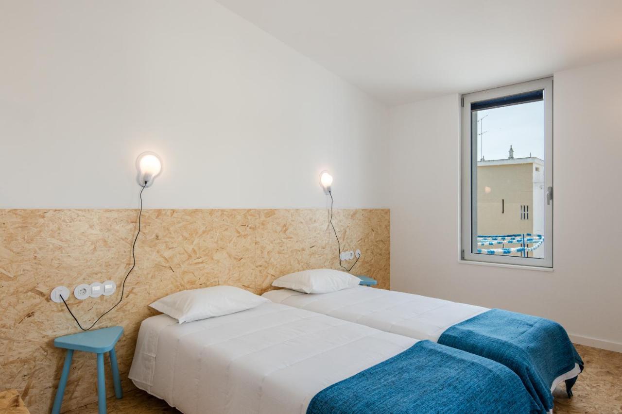 Hostel Conii & Suites Algarve Quarteira Zewnętrze zdjęcie